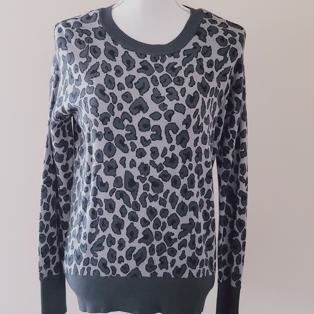 Isaac Mizrahi Leopard Print Sweater Size S - image 2
